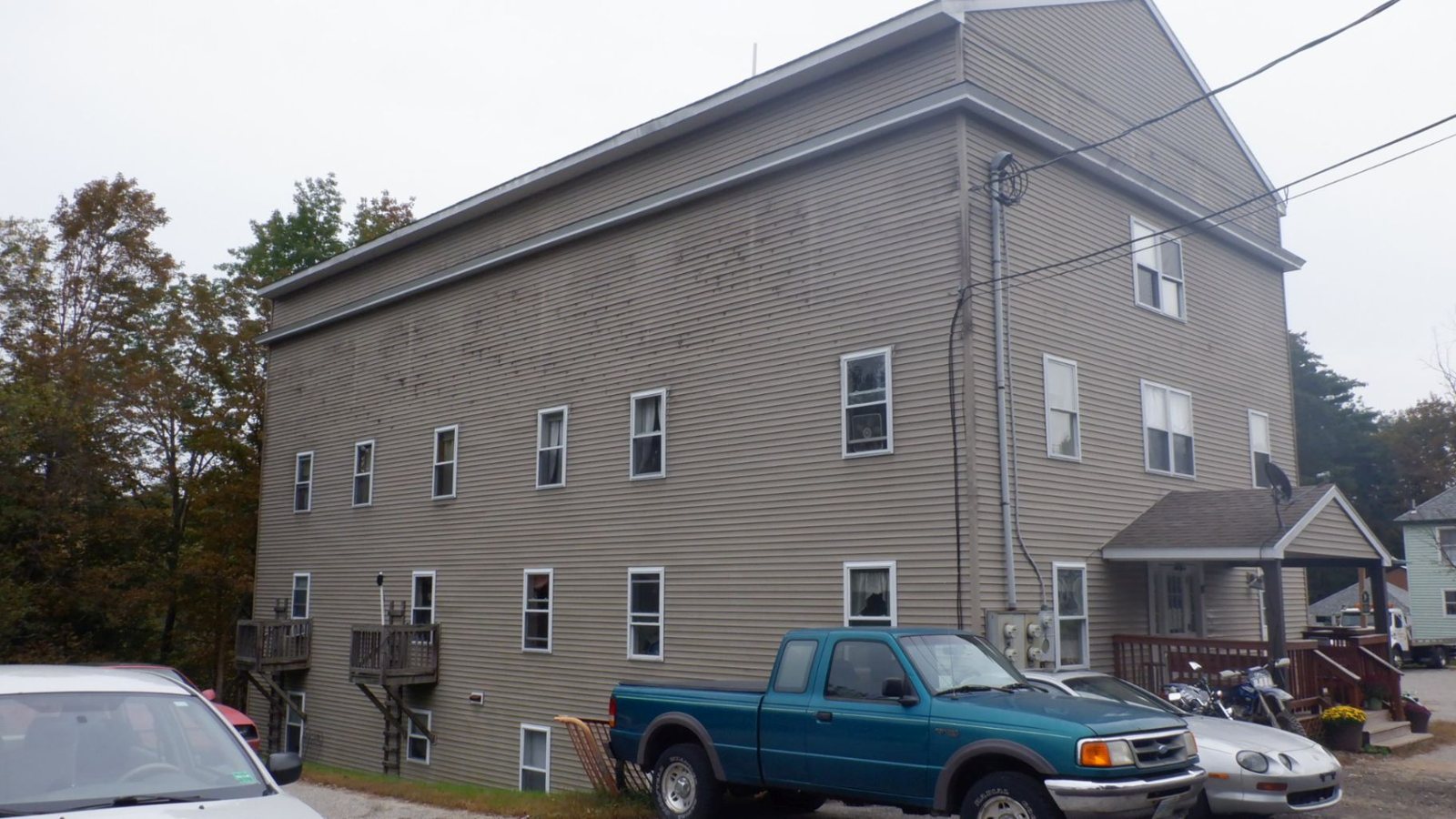 Side of 18 Maple Street, Limerick, Maine